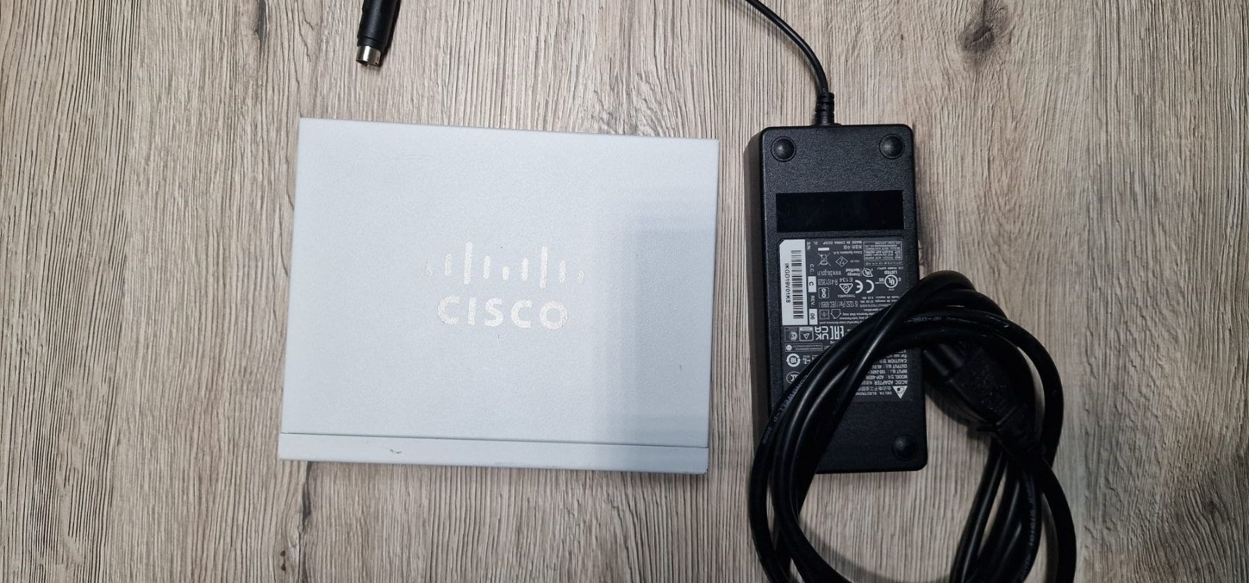 Guinzagli & Collari: Switch Cisco Business PoE – Usato da Dagmersellen venduto da Purppetz 1