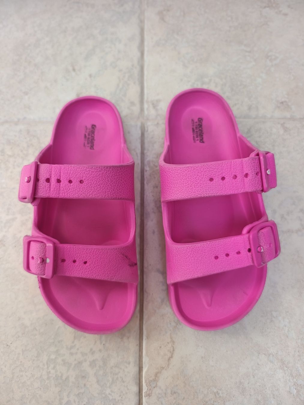 Dosenbach Scarpe per ragazze: Badeschuhe Mädchen Gr. 31 – Usato da Emmetten venduto da Hornberger