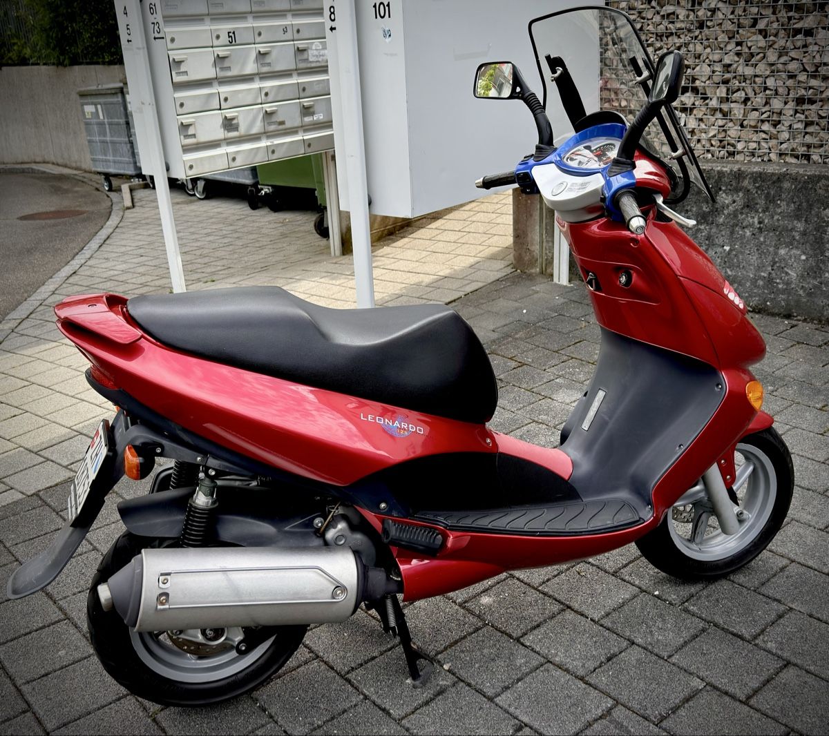 Aprilia Scooter: Aprilia Leonardo 125 – Usato da Buchs ZH venduto da don_angelo88 2