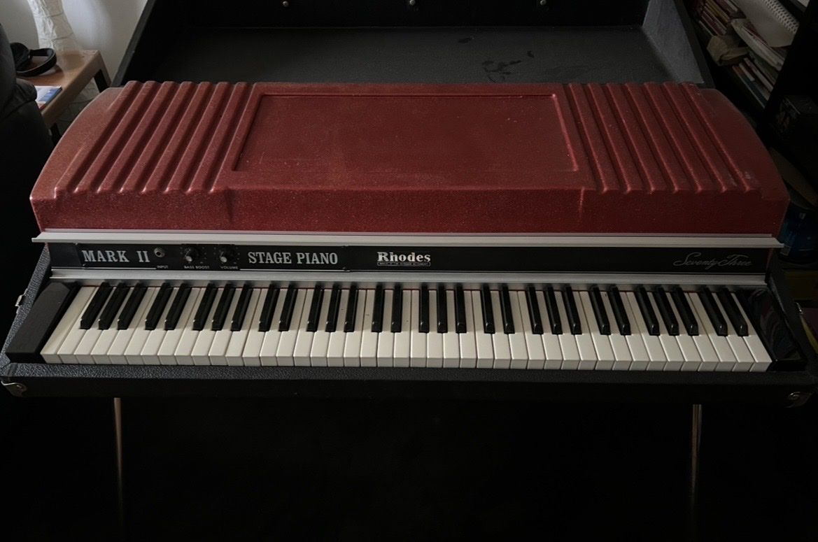 Rhodes Strumenti musicali: Fender Rhodes Stage Piano Seventy Three – Usato da zürich venduto da marcaomm