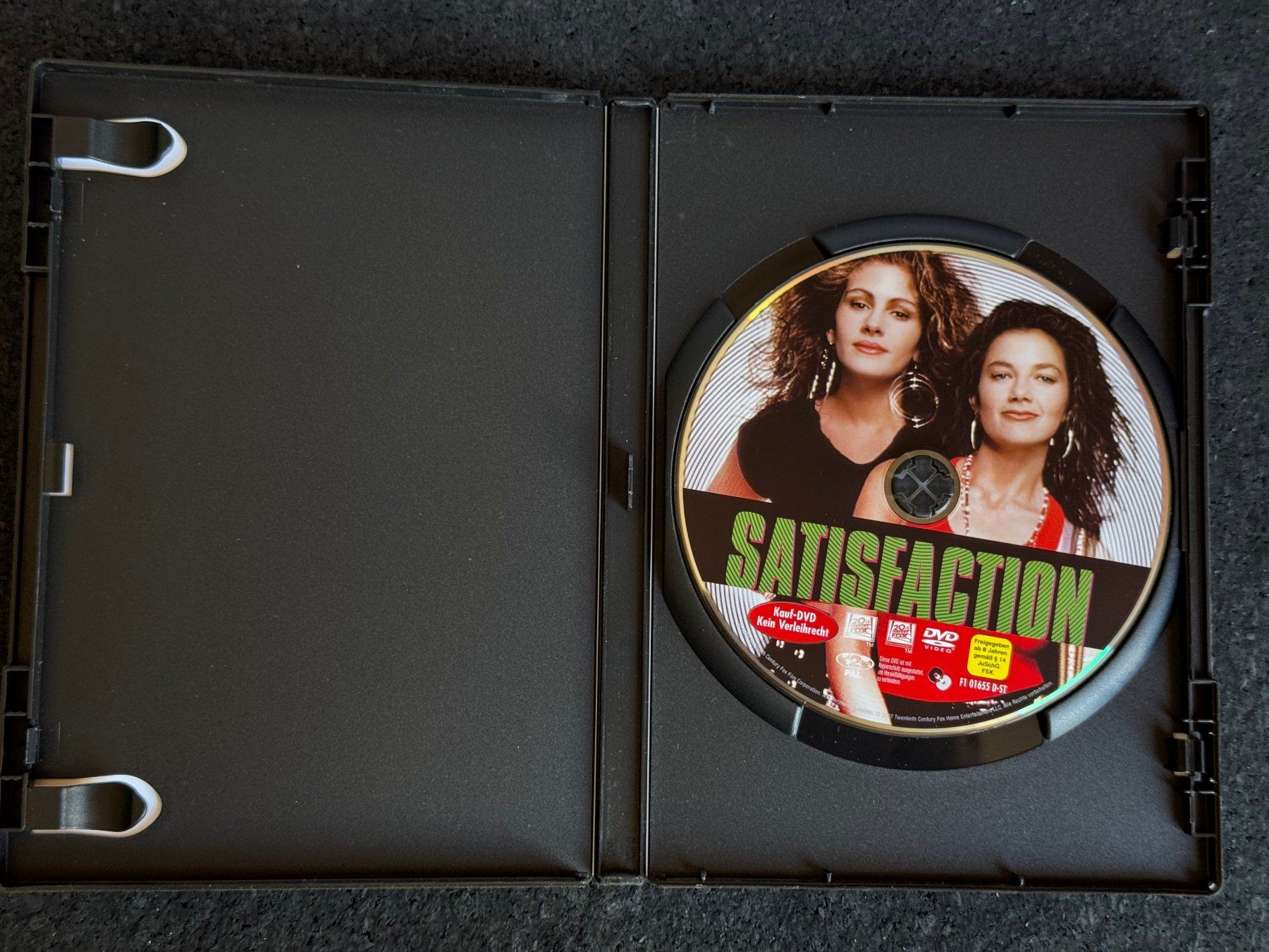 Alle DVDs: SATISFACTION DVD DE/EN/FR/IT/SP/PL/HU – Gebraucht aus Fribourg von tschjoly 4