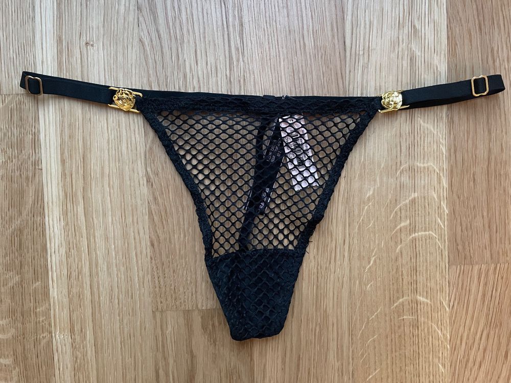 Victoria s Secret Adjustable Fishnet V String Thong S NEW (Neu und