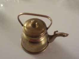 antiker mini Messing Wasserk. (Setzkasten od. Puppenhaus)2