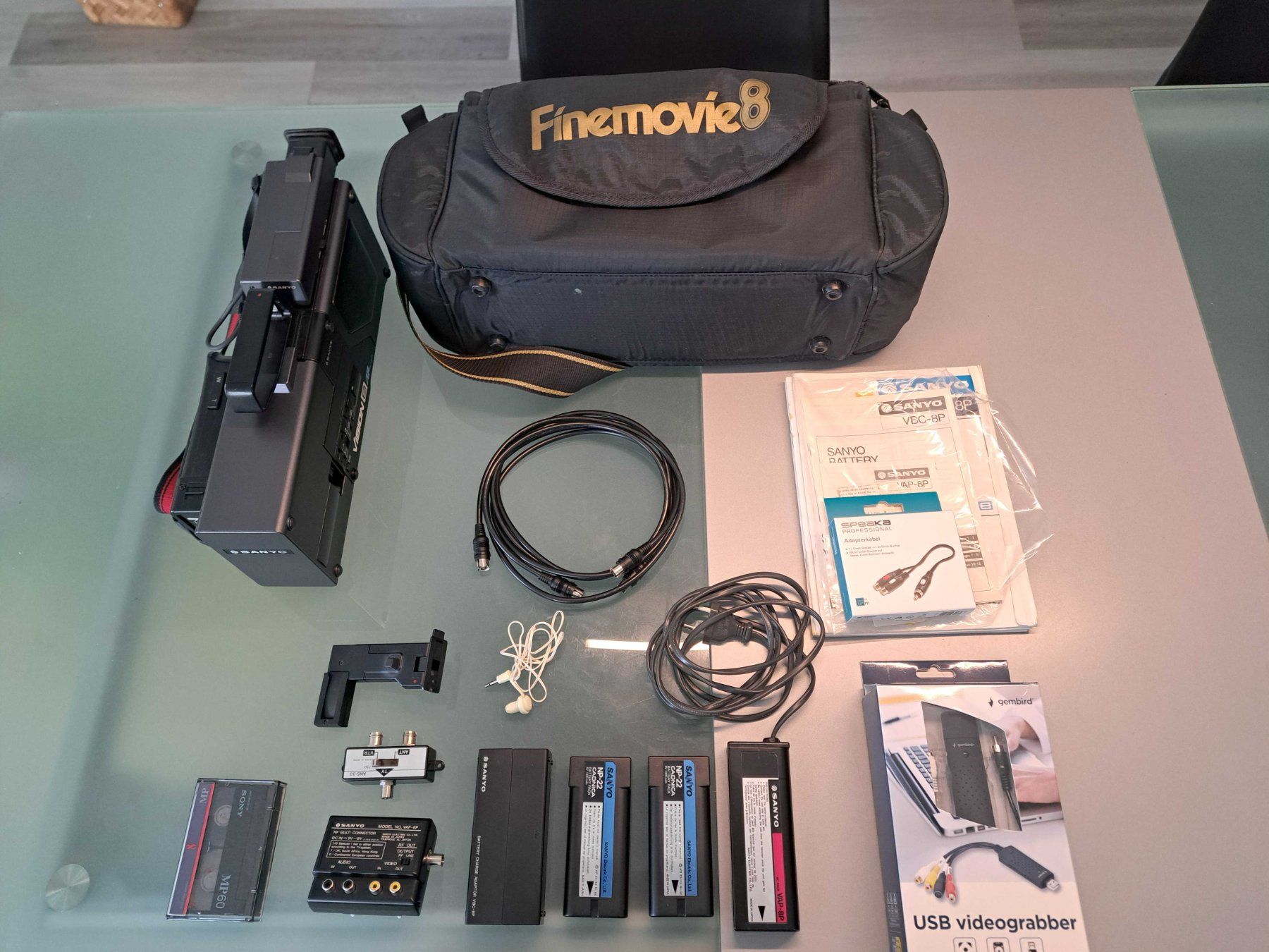 Sanyo Videocamere: Sanyo Video 8 Kamerarecorder – Usato da Konolfingen venduto da jos_9g9l 1
