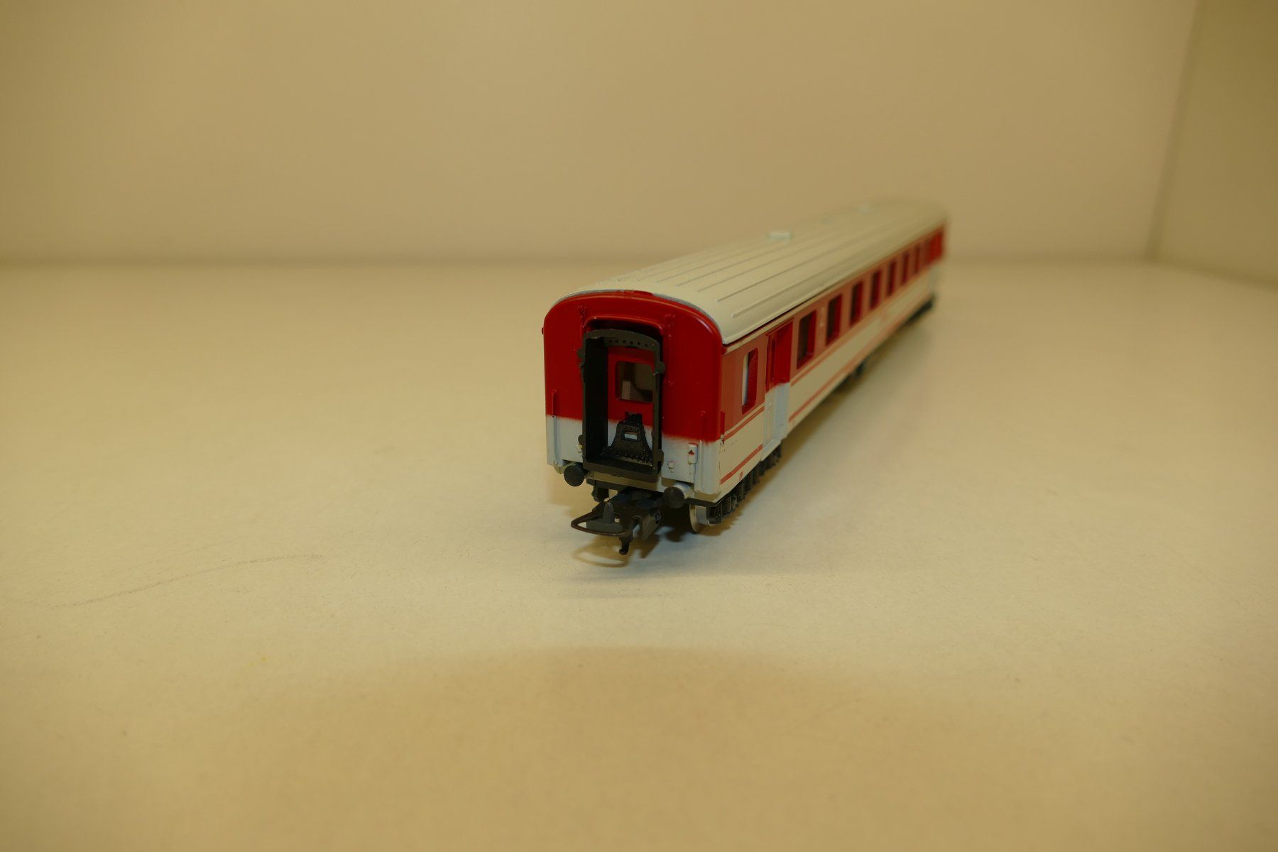 Lima Modellini di ferrovie: Lima H0: ÖBB 2.Kl. Personenwagen – Nuovo (secondo la descrizione) da Niederhasli venduto da rail-duerst 3