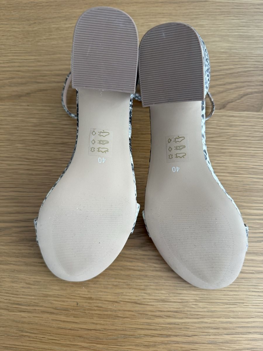 Chaussures femmes: Schuhe Gr.40 – Neuf (Voir description) à Zürich par tzi_w9qk 2
