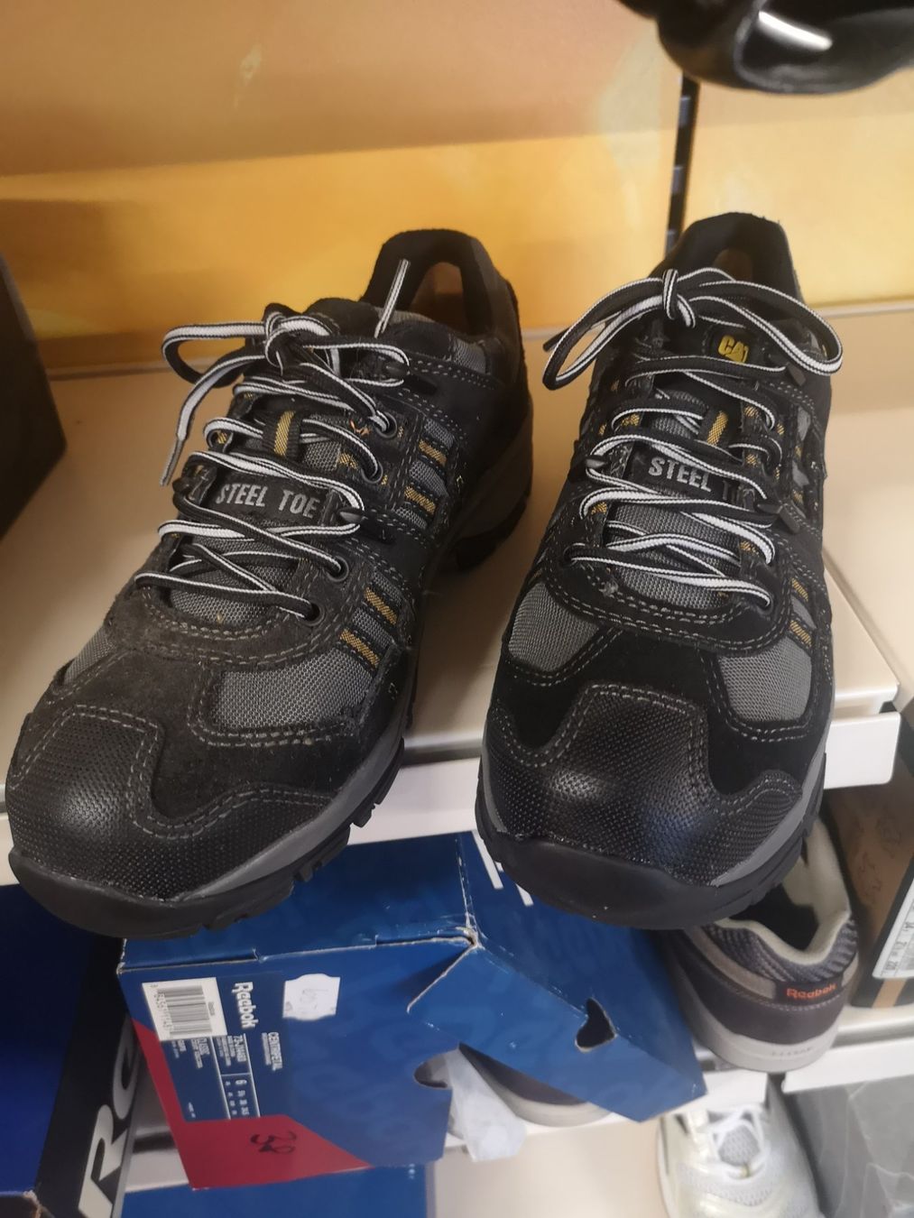 Caterpillar Herrenschuhe: Caterpillar – Neu und originalverpackt aus Möhlin von Highwaytom 1