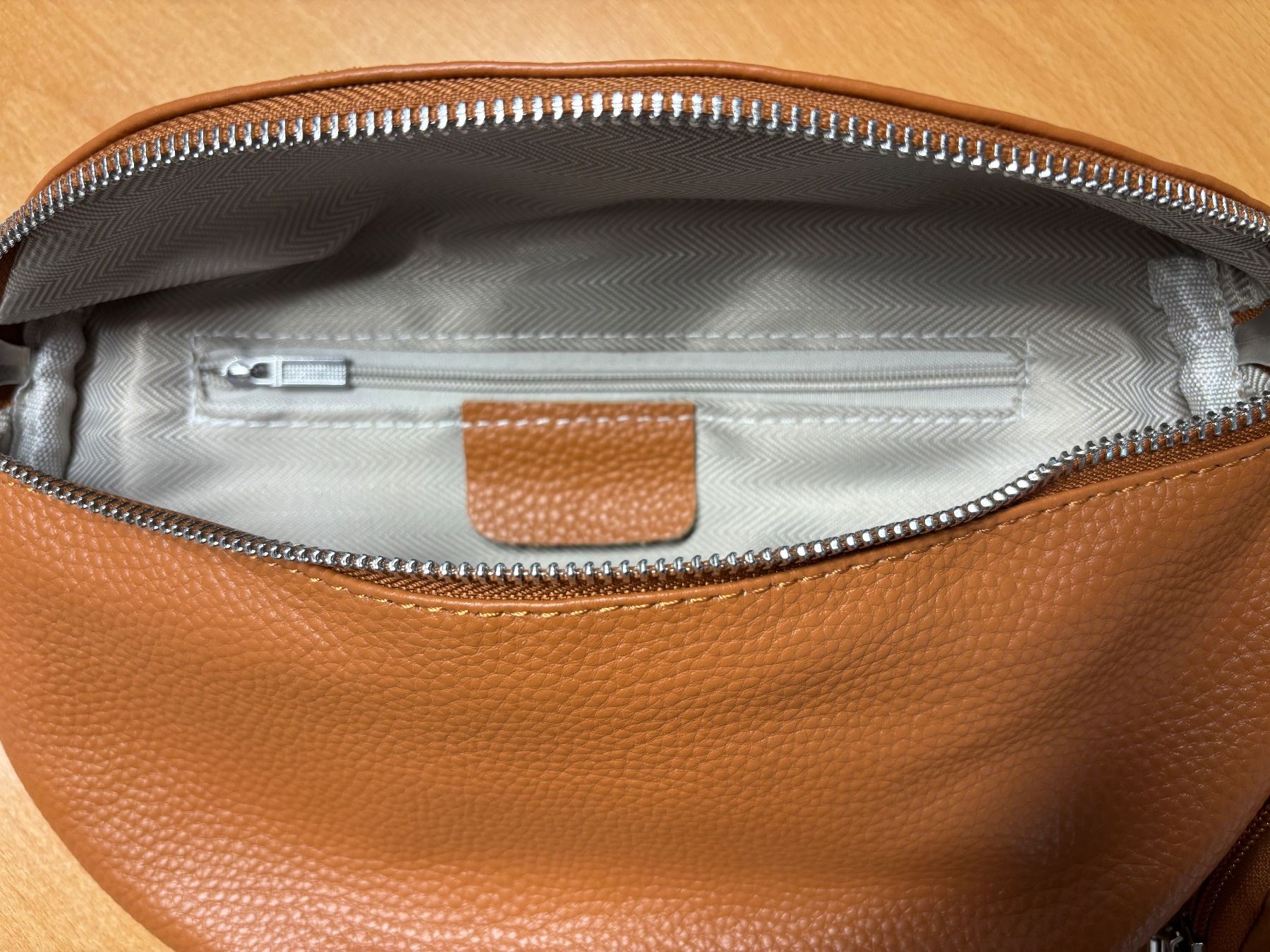 Borse da donna: Hübsche Schulter Tasche braun - Neu – Nuovo (secondo la descrizione) da Kleinandelfingen venduto da Baba23 2