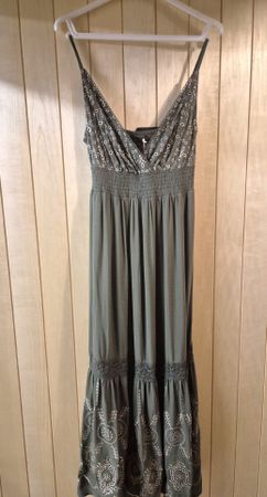 Robe kaki Elora