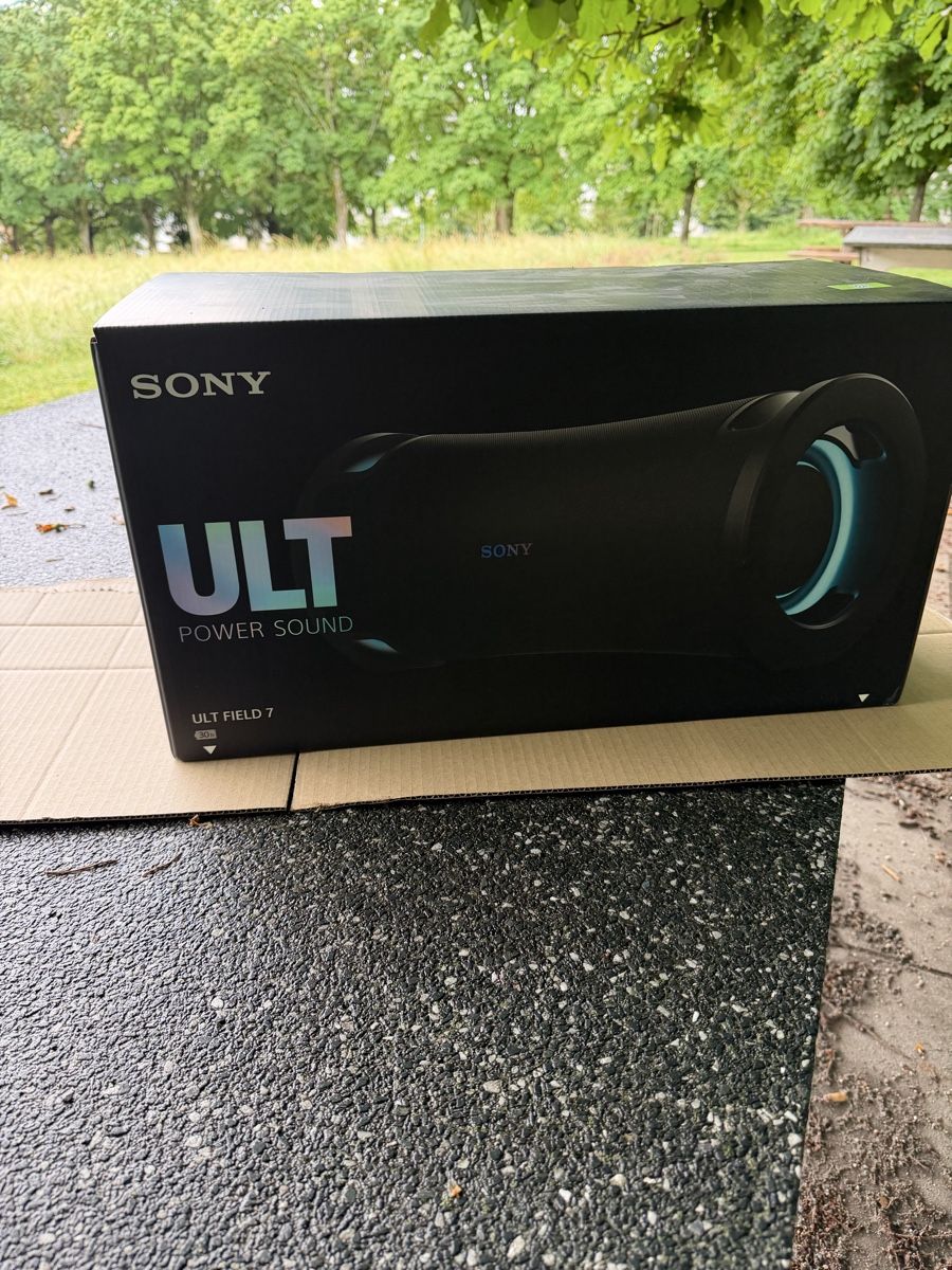 Sony Casse acustiche: Enceinte SONY ULT FIELD 7 Bluetooth, comme neuve, idéale été – Nuovo (secondo la descrizione) da Crissier venduto da kib_cjw8 1