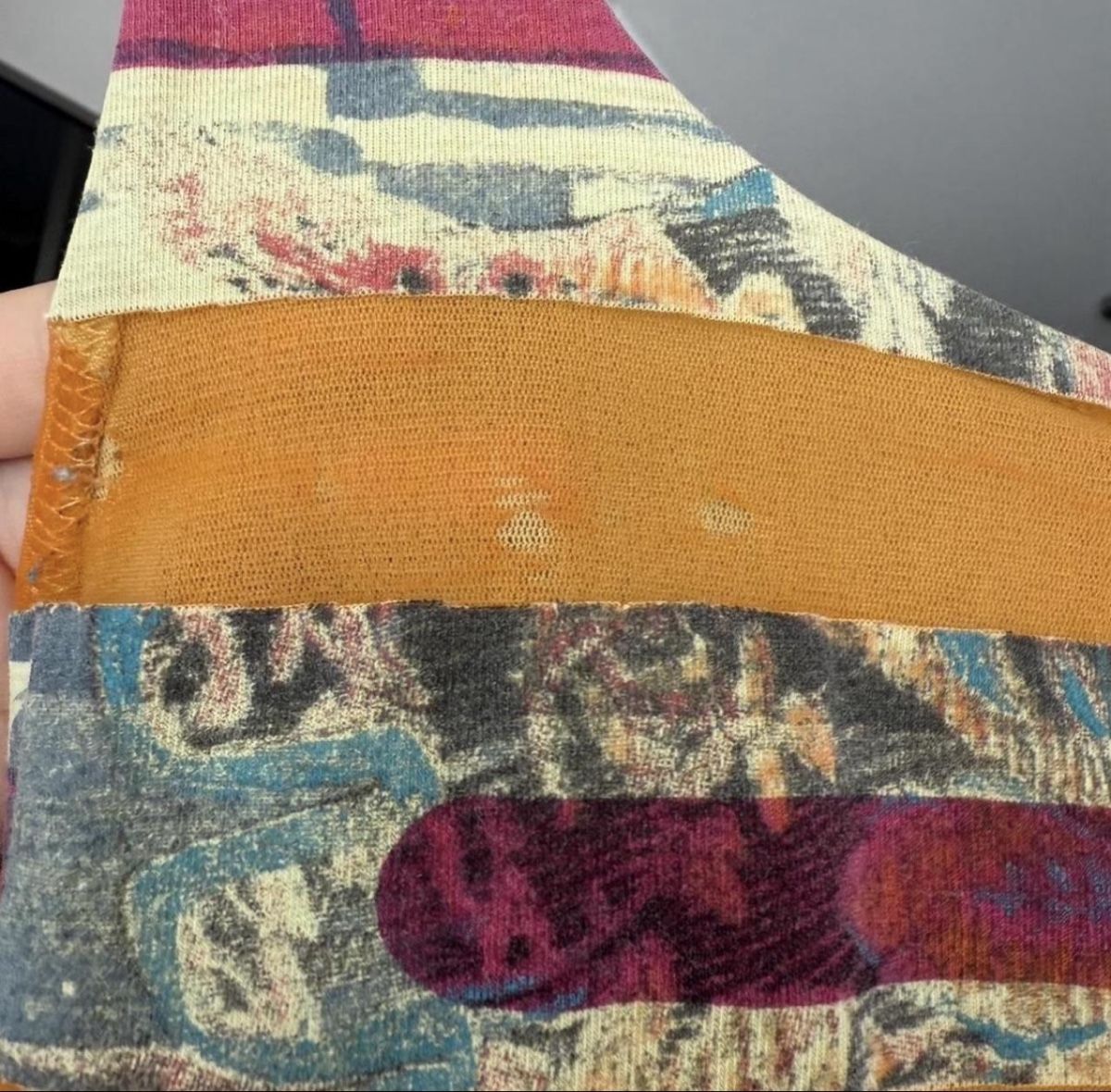 Lotti di vestiti: Save the queen colorful mesh tank top – Nuovo (secondo la descrizione) da Lausanne venduto da Sasharadulova 6