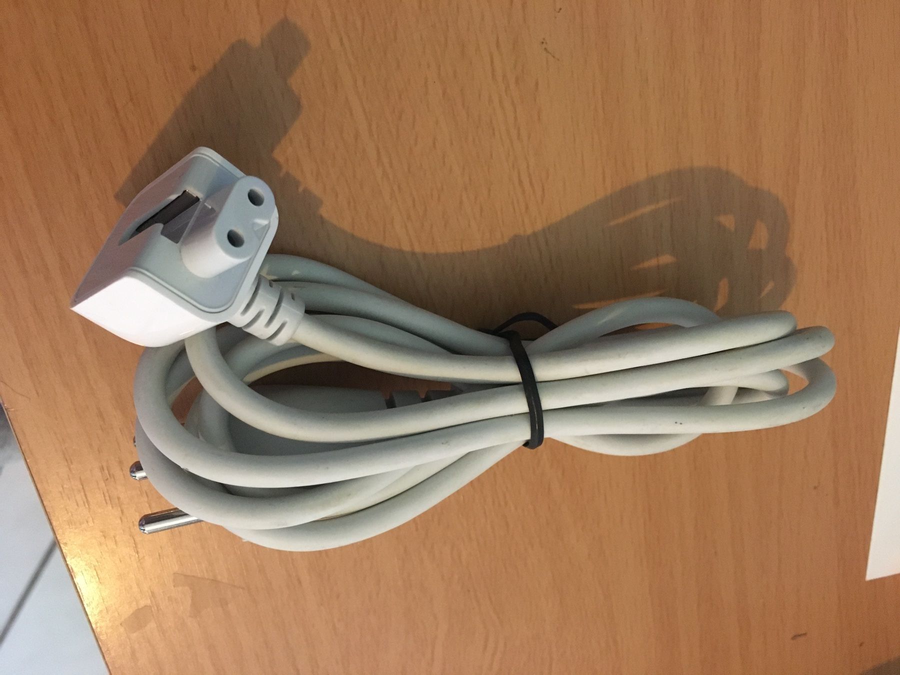 Apple Cavi: Apple AC volex APC7Q – Usato da Monte Carasso venduto da Mi3Or 1