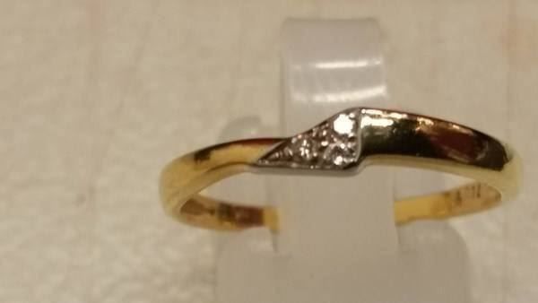 Anelli: Gold Ring 750(18k) mit diamant – Nuovo (secondo la descrizione) da Adliswil venduto da prince65 3