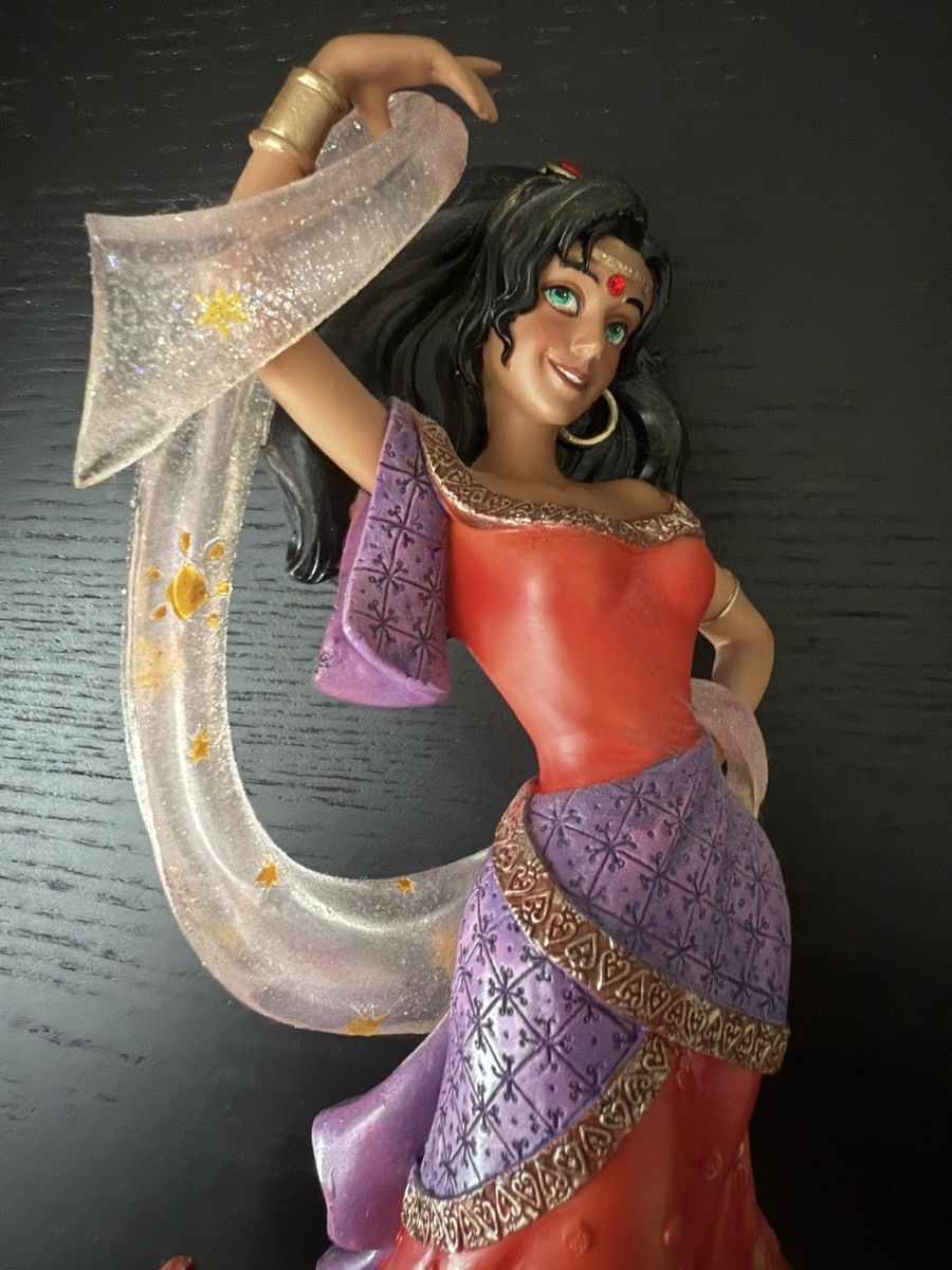 Disney Statuette: Esmeralda Disney Figur – Usato da Allschwil venduto da Collector.Shop.Swizz 1