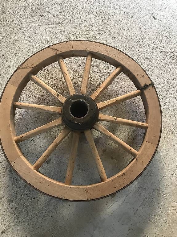 Pneus & Roues: Holzrad – D'occasion à Steffisburg par Go4me0 1