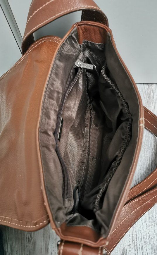 Picard Borse da donna: Schultertasche von Picard – Usato da Dänikon ZH venduto da Beldiwuffi 4