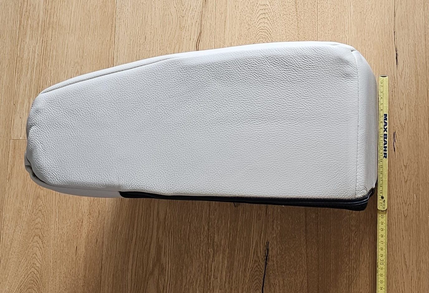 Kissen: Cremeweisse Lederkissen/Sitzkissen – Gebraucht aus Wädenswil von jud_jv8g 1
