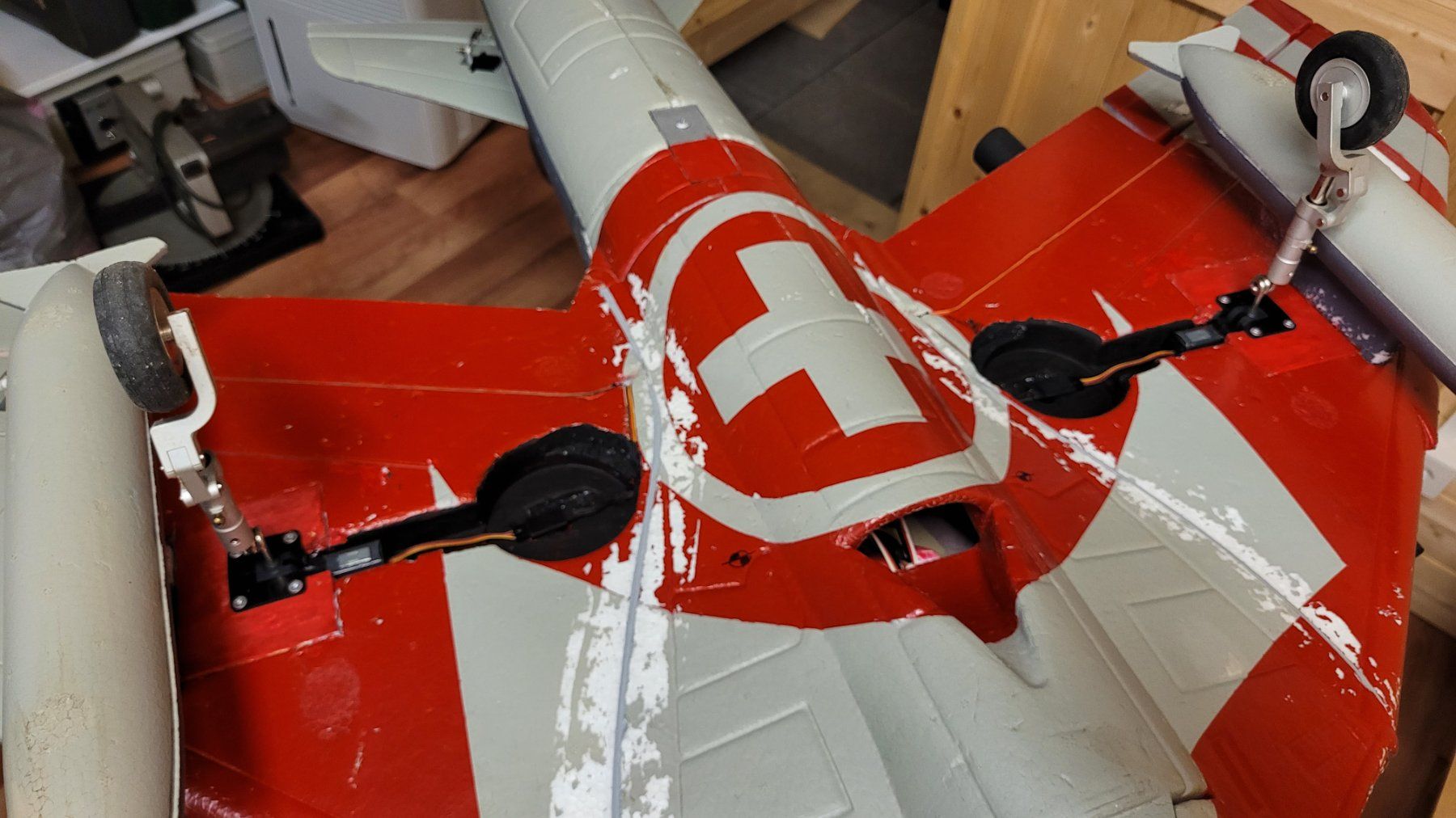 RC Modellbau: Hawker Hunter RC-Modellflugzeug – Gebraucht aus Rafz von Stone323 3