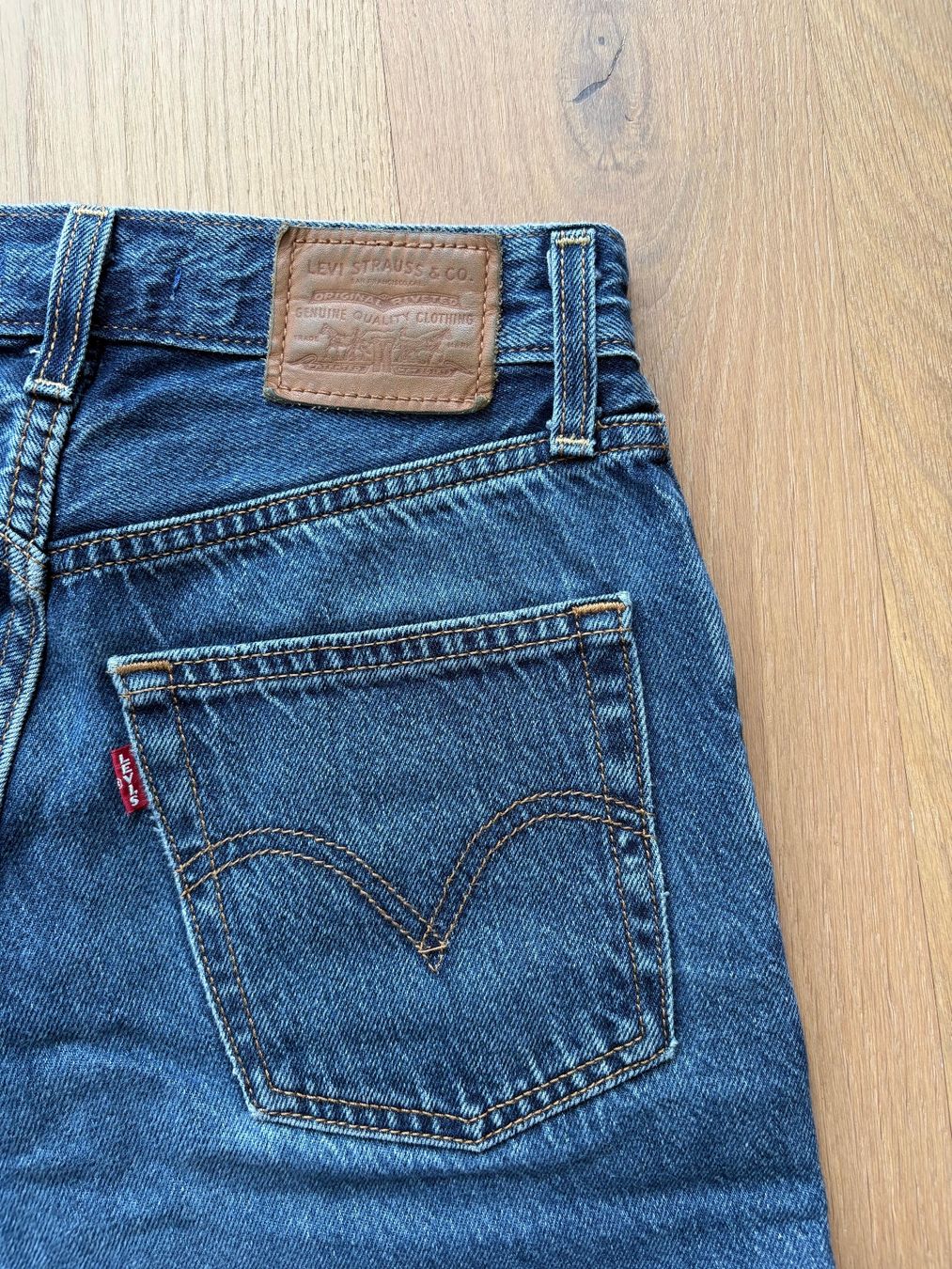 Levi's Jeans: Jenas Ribcage Straight Ankle Jeans – Usato da Egnach venduto da SelinaB. 2