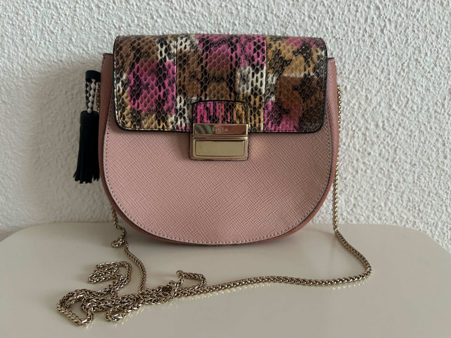 Furla Borse da donna: Furla Umhängetasche Leder – Usato da Richterswil venduto da 1609ol