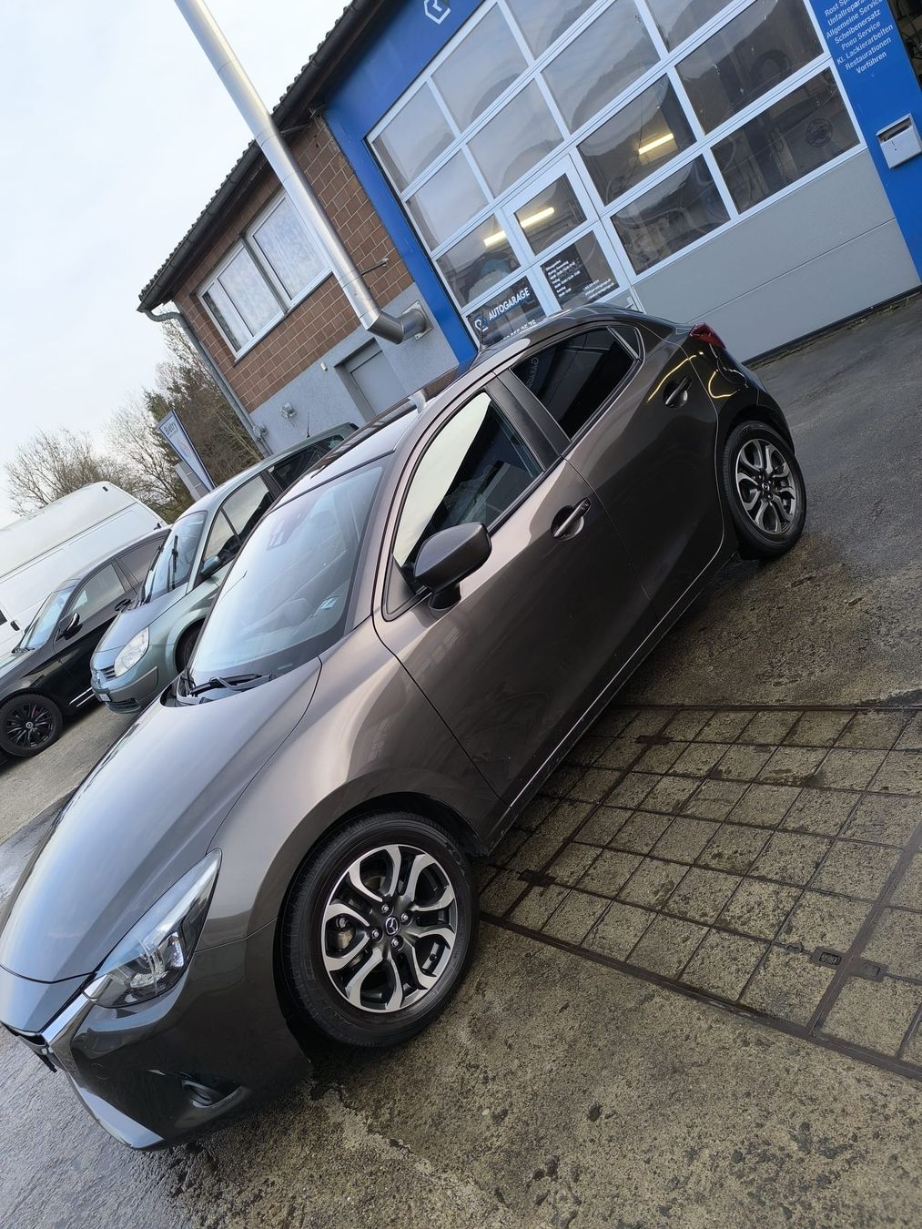 Mazda Automobili: MAZDA 2 1.5 Skyactiv-G – Usato da Weinfelden venduto da nel_qm2g 4