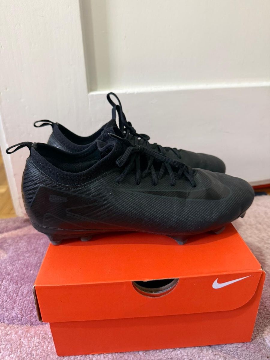 Nike Scarpe da uomo: Nike nockenschuhe Gr. 38 – Usato da Luzern venduto da claiudiu