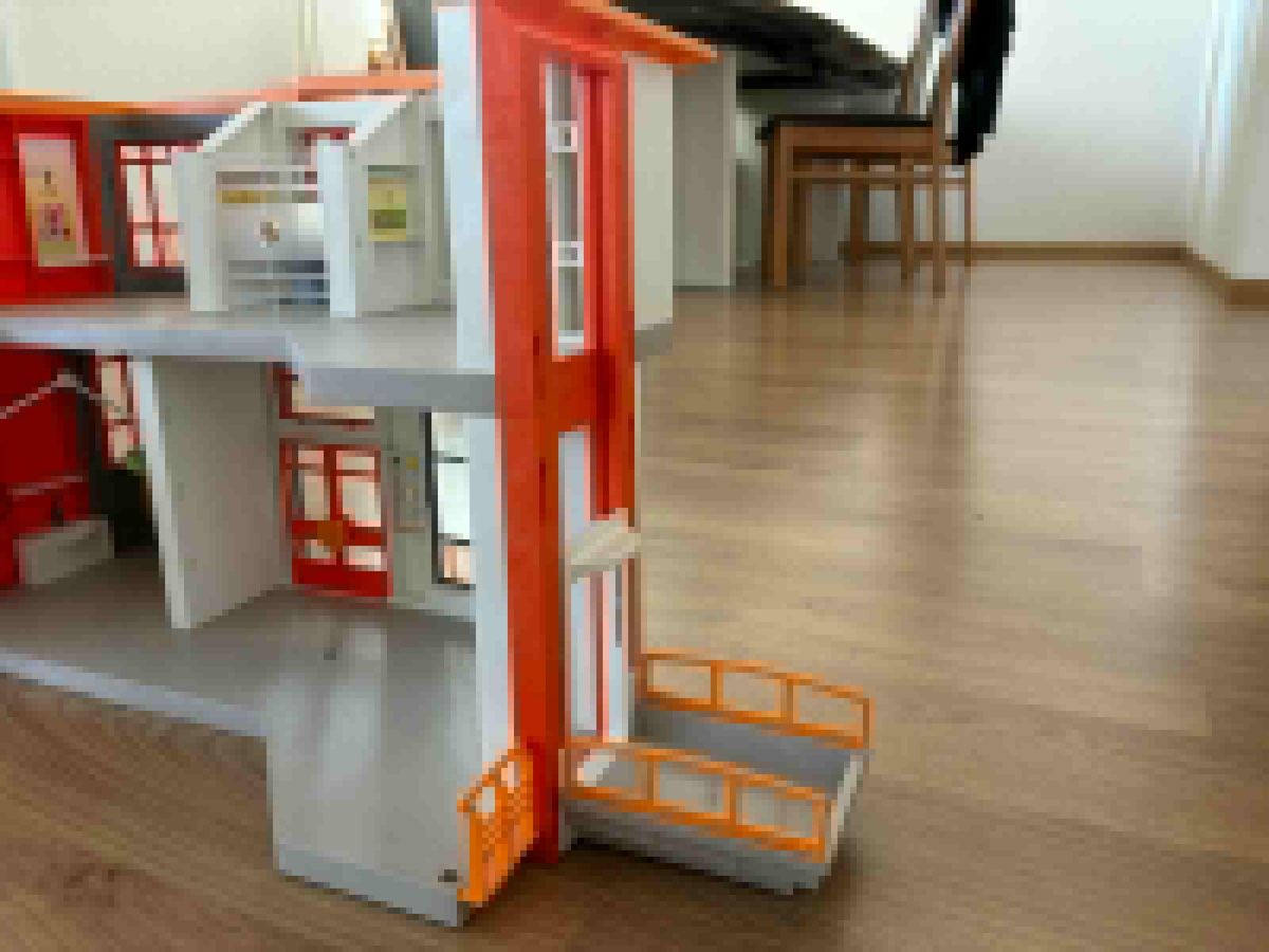 Playmobil Giocattoli: Playmobil Krankenhaus – Usato da Rünenberg venduto da ZwergLi100 7