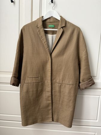 Benetton linnen coat in beige very good condition