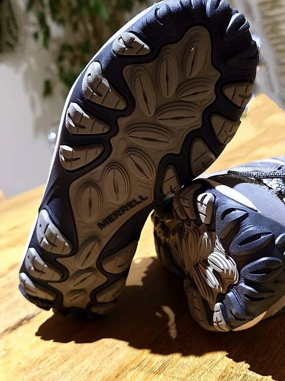 Scarpe da donna: Neuer Merrell Wanderschuh Grösse 37 – Usato da Zürich venduto da Migimi 2