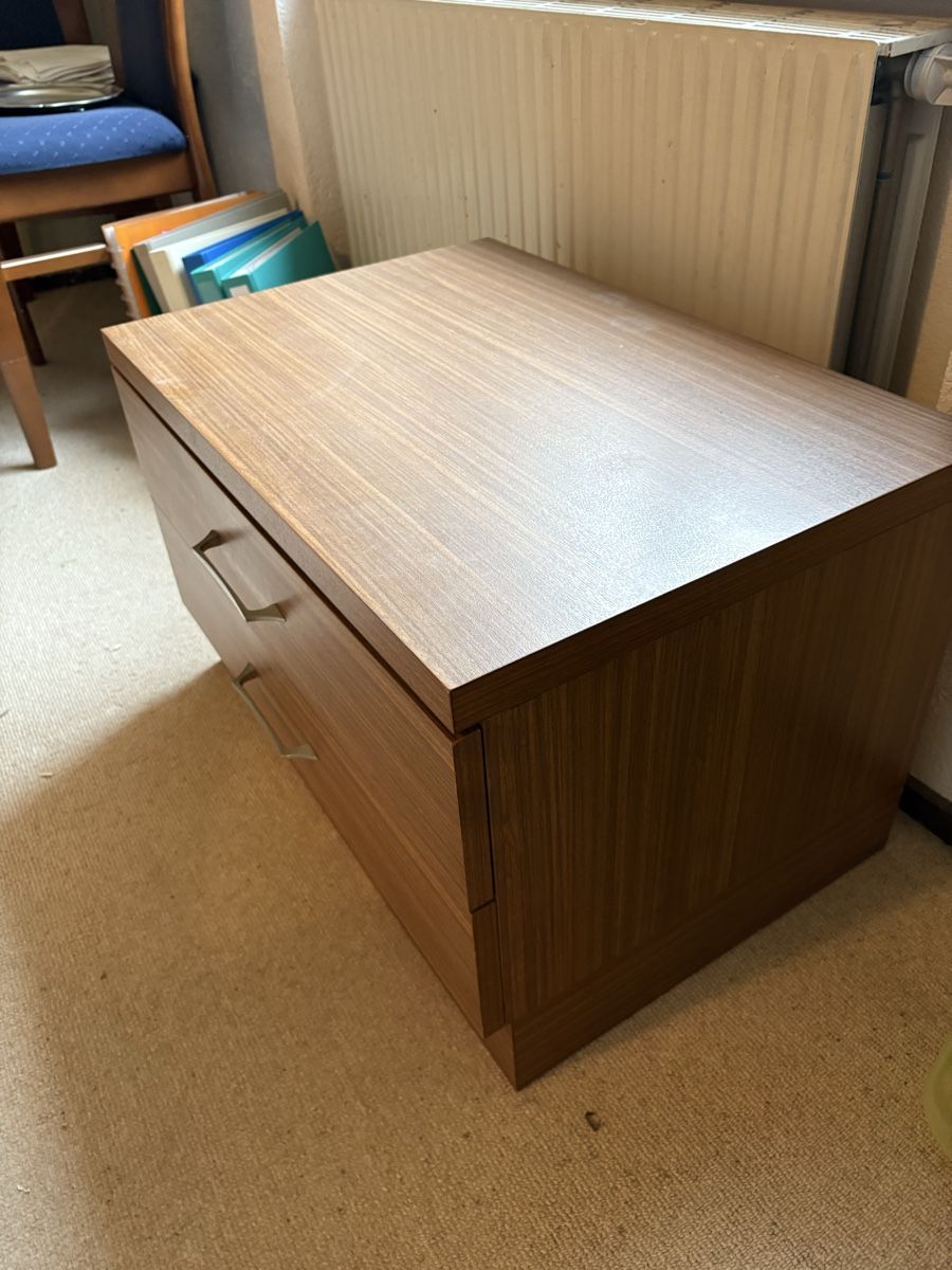 Nachttische: Nachttisch – Gebraucht aus Bettlach von flo_26py 1