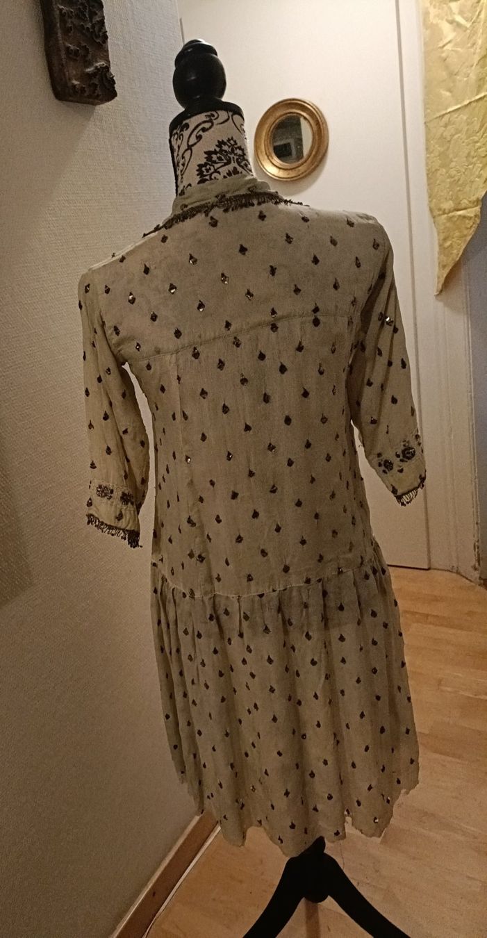 Vestiti: Antikes Naghdeh Kleid – Usato da Schaffhausen venduto da sim_j822 2