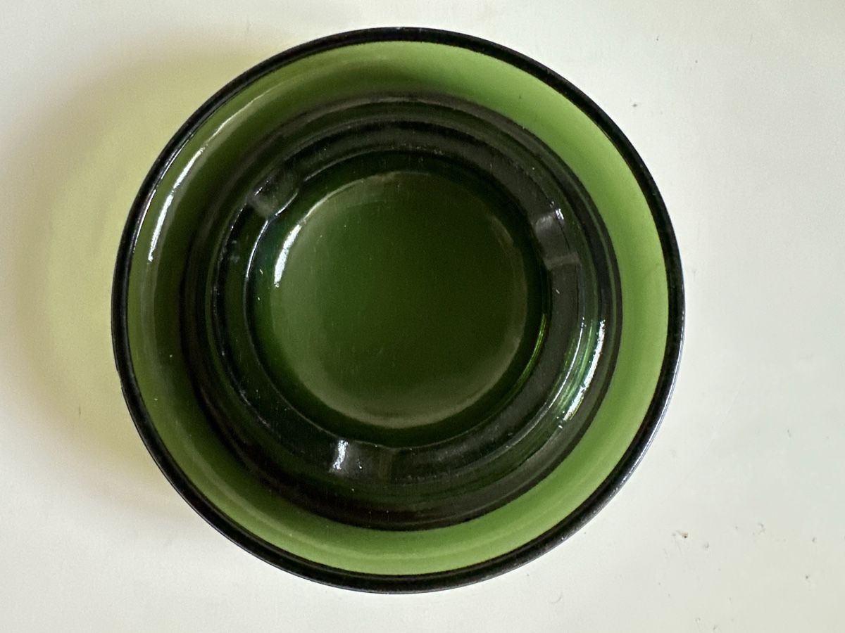 Portacenere: grüner Bülacher Aschenbecher – Usato da Zürich venduto da Chaeffeler