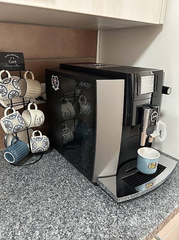 Macchine per caffè & Macchine per espresso: JURA E6 Automatique – Usato da Neuchâtel venduto da bek_9lch 1