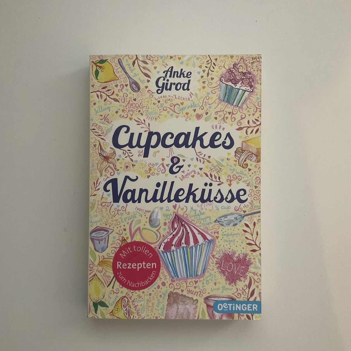 Libri: Cupcakes und Vanilleküsse – Nuovo (secondo la descrizione) da Domat/Ems venduto da mat_5fgh