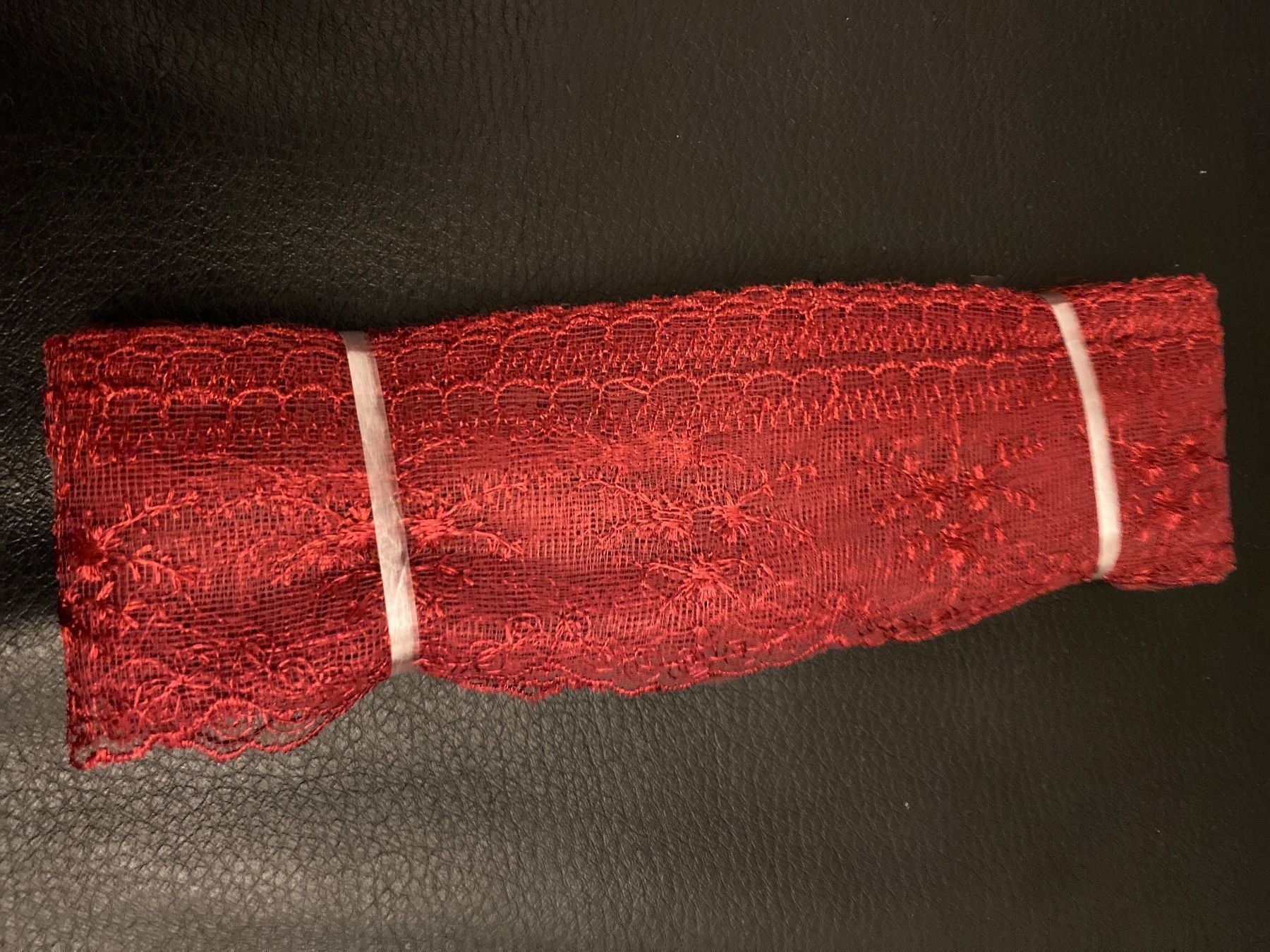 Spitzer: Spitze Weinrot ca 8-9 Meter – Neu und originalverpackt aus Buchrain von Sisi83 1