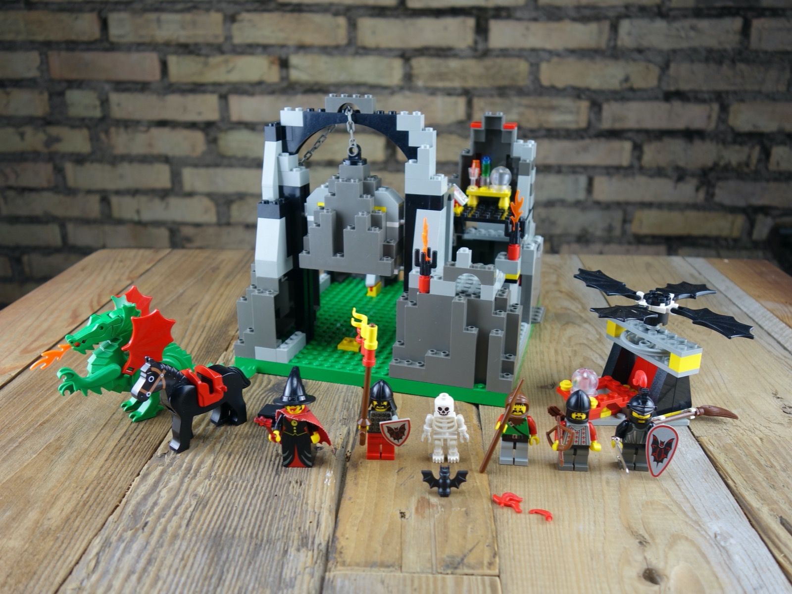 Lego Kit di costruzioni: LEGO 6087 System Witch's Magic Manor – Usato da Bäretswil venduto da grisou1001