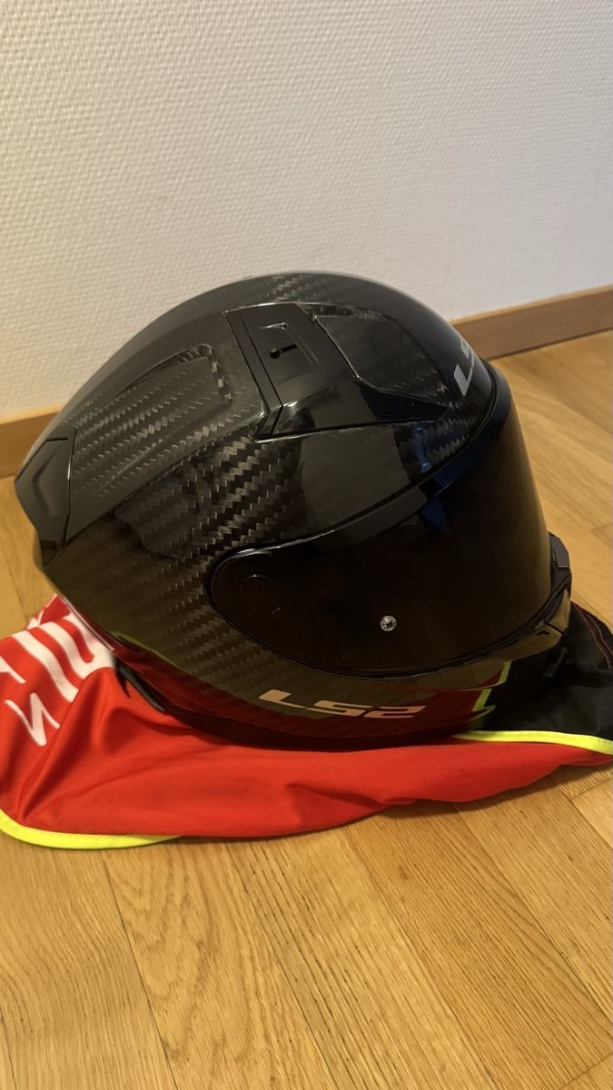 Helme & Visiere: Helm LS2 Vector II (Carbon) – Neu (gemäss Beschreibung) aus Glattpark(Opfikon) von jxrgedelgado 1