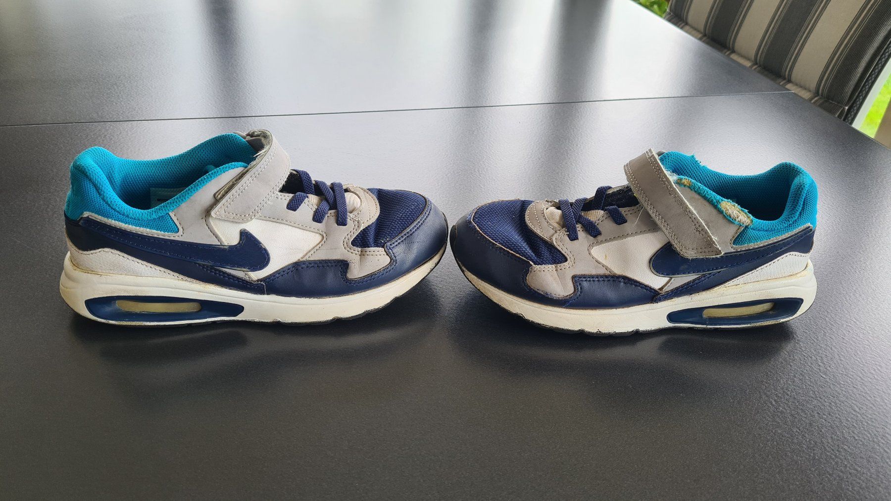 Nike Scarpe per ragazzi: Nike Schuhe Gr. 33.5 – Usato da Obergösgen venduto da schesom