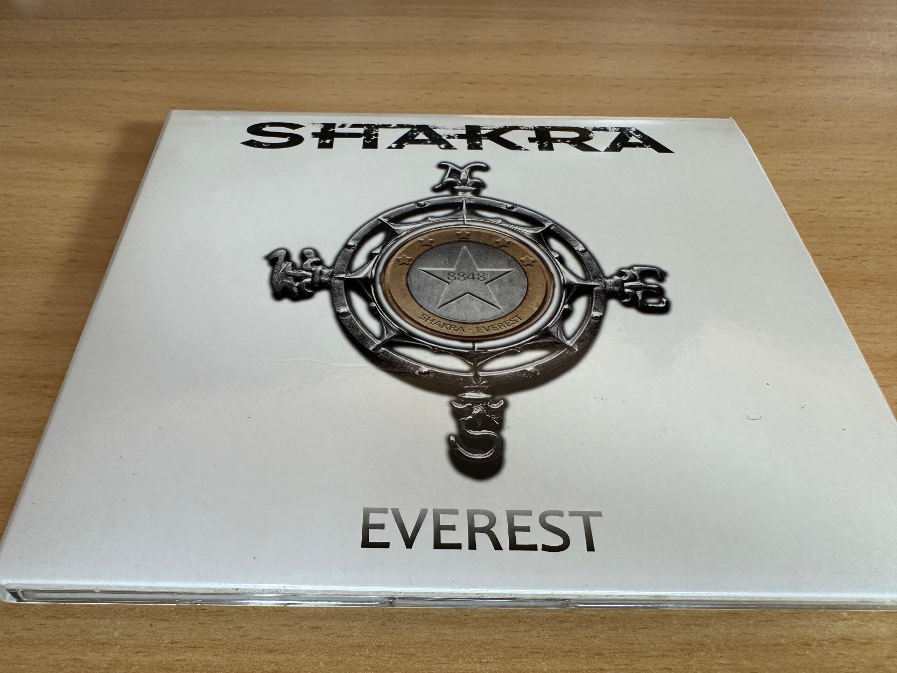CD: Shakra – Everest – Usato da Rikon im Tösstal venduto da Alpenmutz