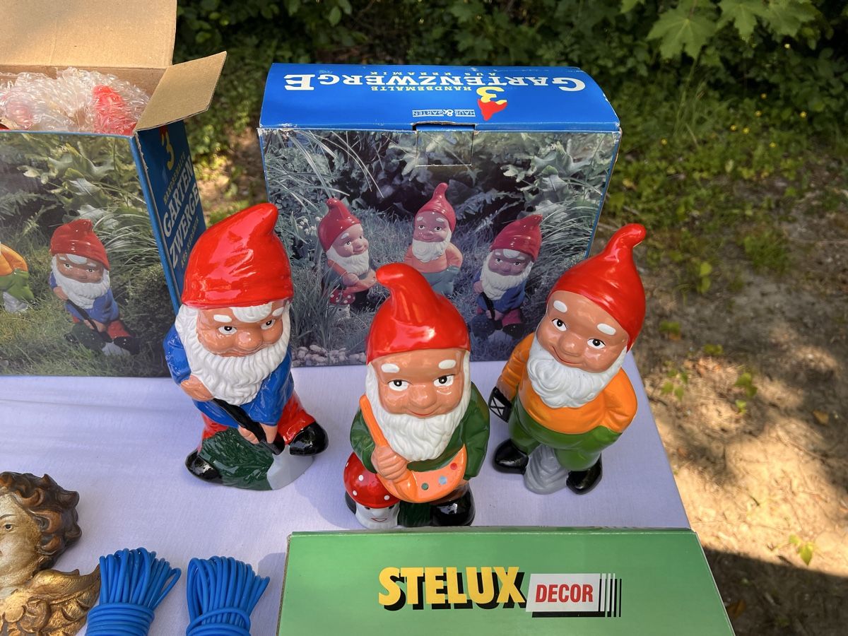 Tutte le decorazioni: Verschiedene Flohmarktartikel (24) – Usato da Glattfelden venduto da maa_qcj8 1