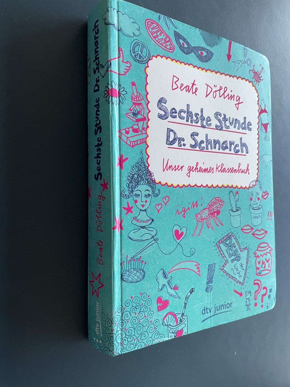 Bücher: BUCH Sechste Stunde Dr. Schnarch vom dtv - Beate Dölling – Neu (gemäss Beschreibung) aus Winterthur von calbecht 1