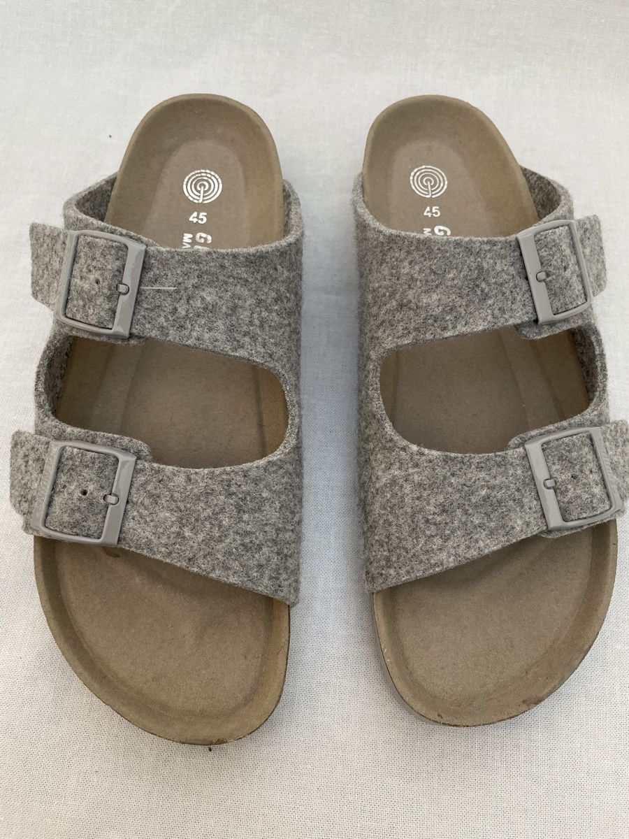 Flipper: Sandal.  GENIUNS. Vegan.   45.  NEU – Nuovo (secondo la descrizione) da Zürich venduto da Danokiko