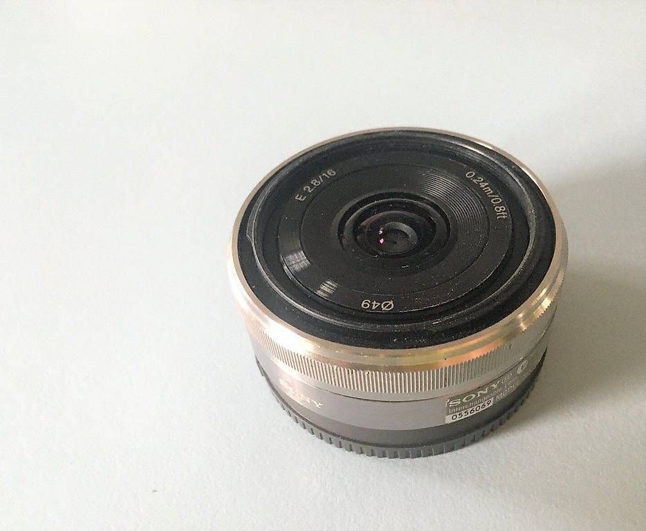 Sony Objectifs: SONY Objektiv E 16mm F2.8 Pancake – D'occasion à Buttisholz par rappirosen 3