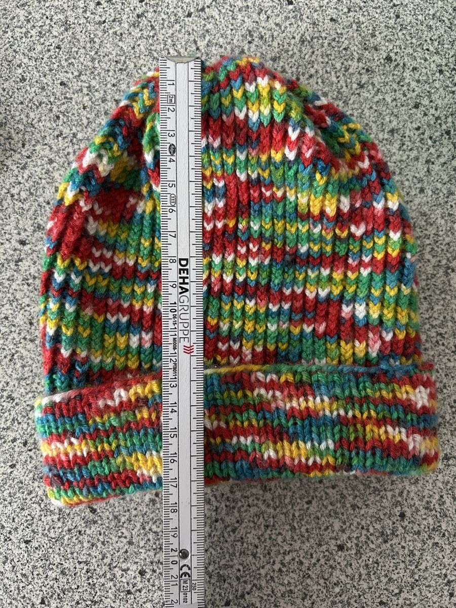 Chapeaux, bonnets & casquettes: Handarbeit Strickmütze – Neuf (Voir description) à Wettingen par sar_k7hg 7