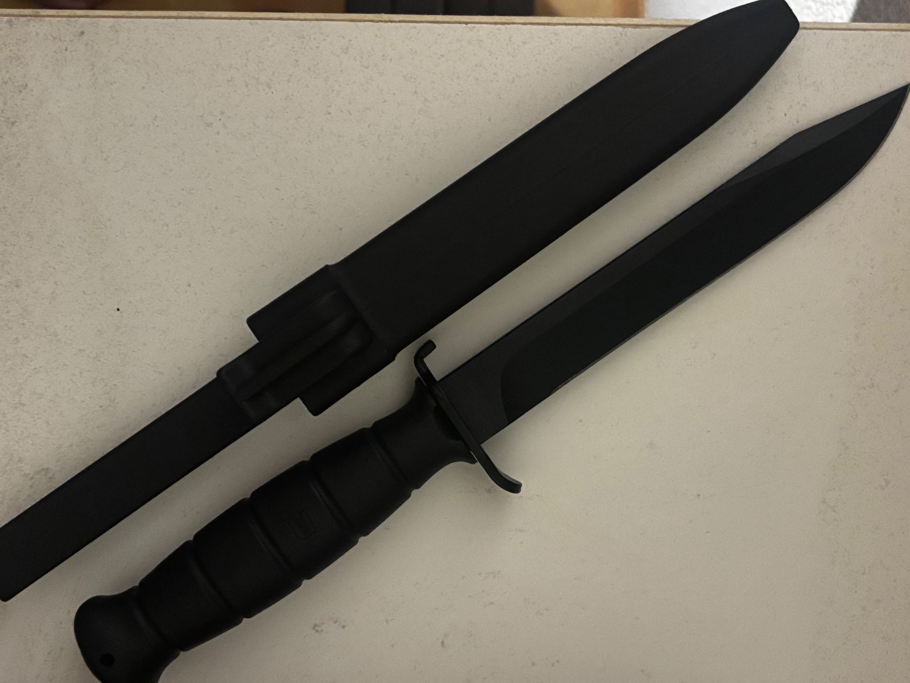 Glock Militärmesser: Glock Feldmesser 78 – Neu (gemäss Beschreibung) aus Domat/Ems von J70_7 1