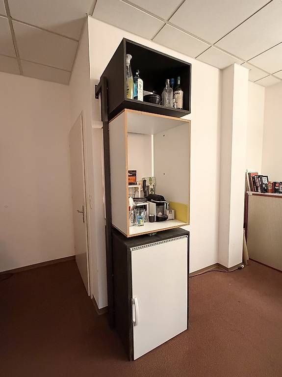 Scaffali: Custom-Made Regal mit Kühlschrank – Usato da Zürich venduto da bal_9cfj 1