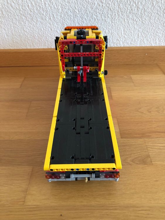 LEGO TECHNIC Flatbed Truck 8109 (Usato) a Zürich per CHF 60 – solo - Main Image
