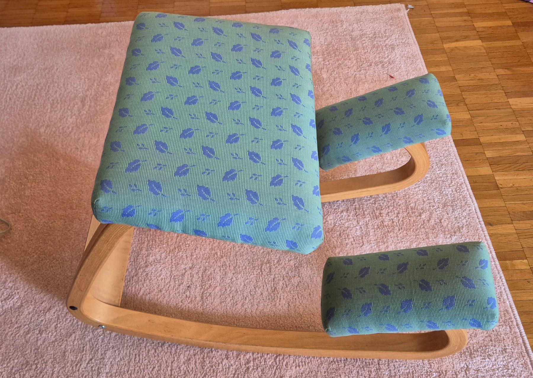 Varier Sedie: Kniestuhl Stokke / Varier – Usato da Monthey venduto da McAuthor 1