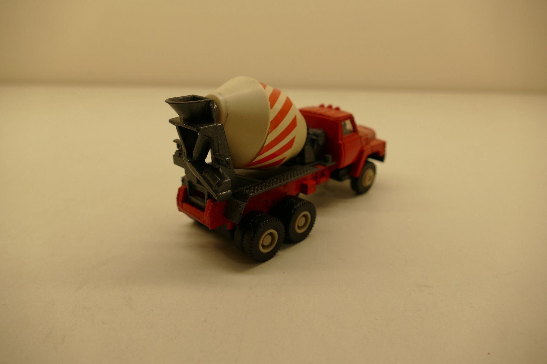 Modellini d'auto: M 1:70: Beton/Cement Mischer – Nuovo (secondo la descrizione) da Niederhasli venduto da rail-duerst 1