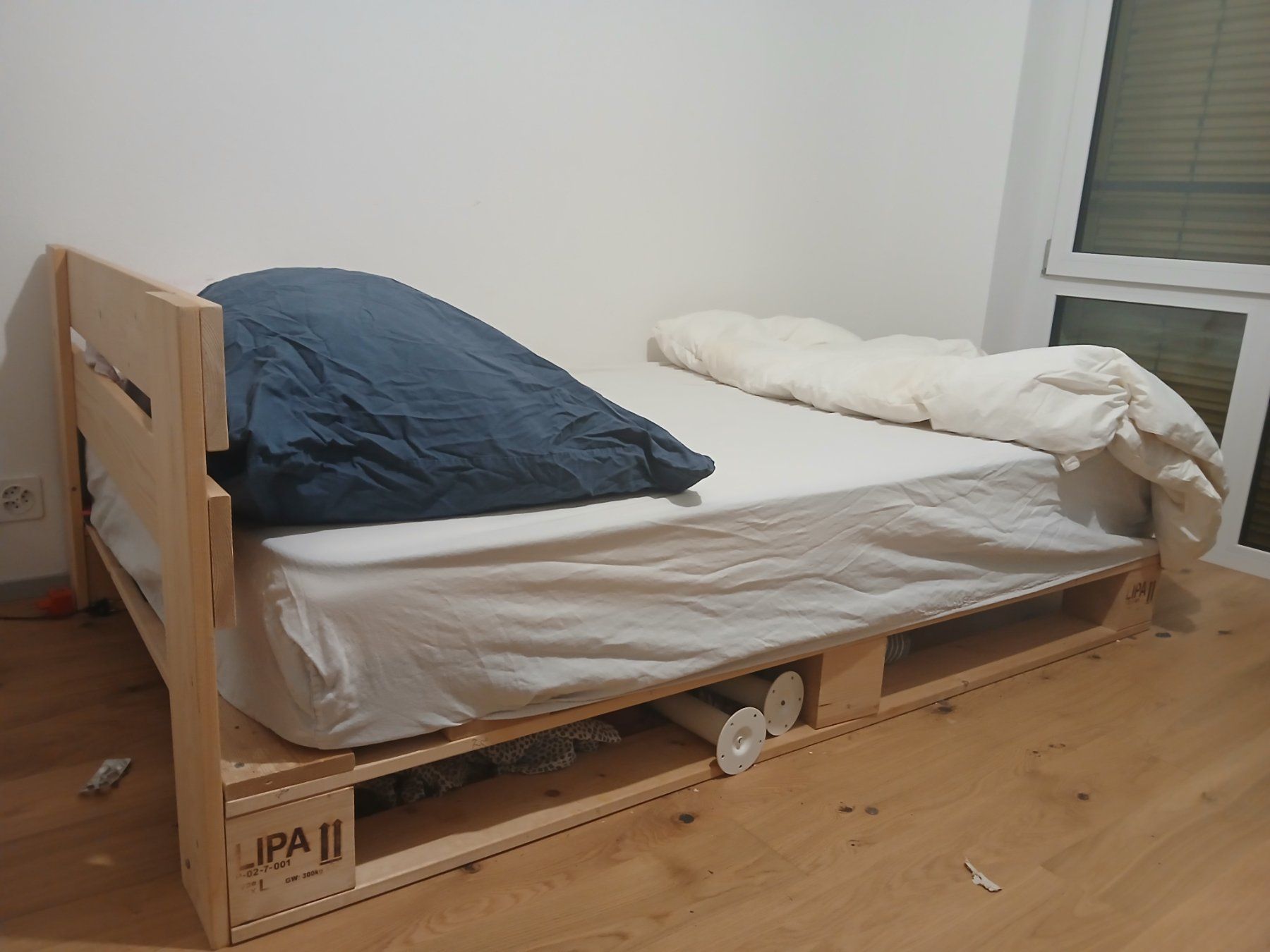 Betten: Europaletten-Bett – Gebraucht aus Winterthur von Len_xkt2